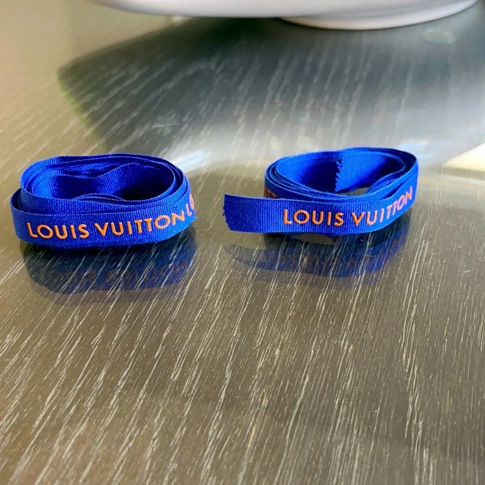 LouisVuitton ribbon
